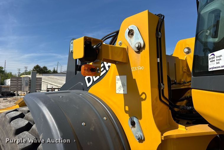 image for item EF1994 2023 John Deere 524P wheel loader