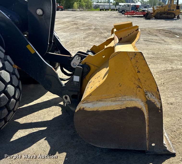 image for item EF1994 2023 John Deere 524P wheel loader