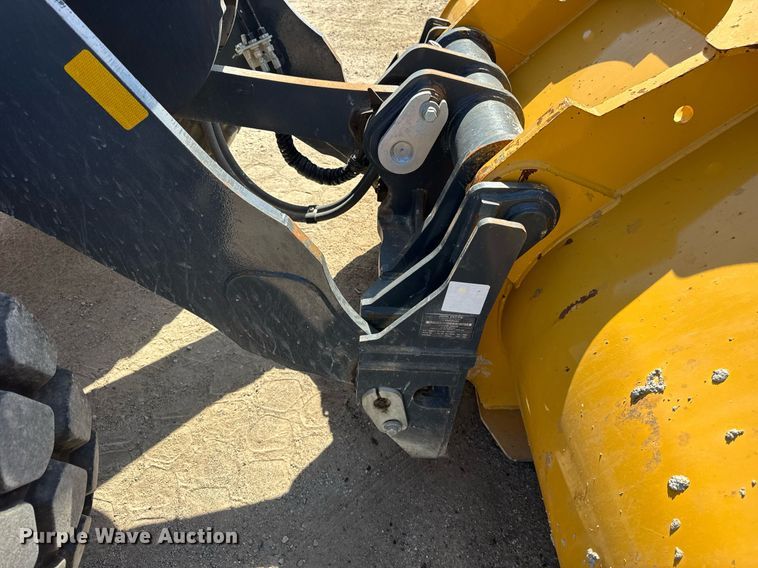 image for item EF1994 2023 John Deere 524P wheel loader