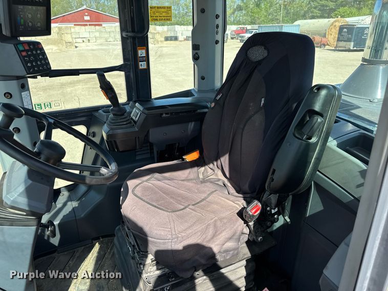 image for item EF1994 2023 John Deere 524P wheel loader