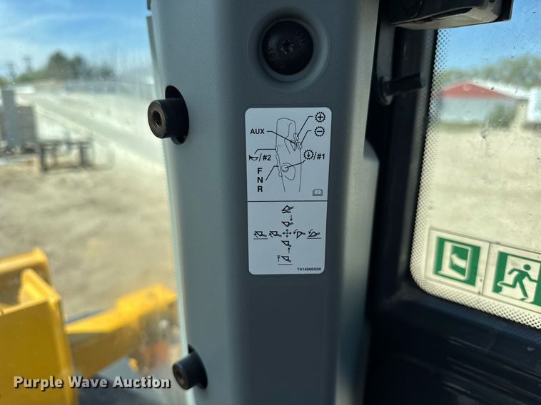 image for item EF1994 2023 John Deere 524P wheel loader