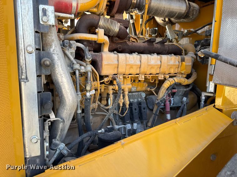 image for item EF1994 2023 John Deere 524P wheel loader