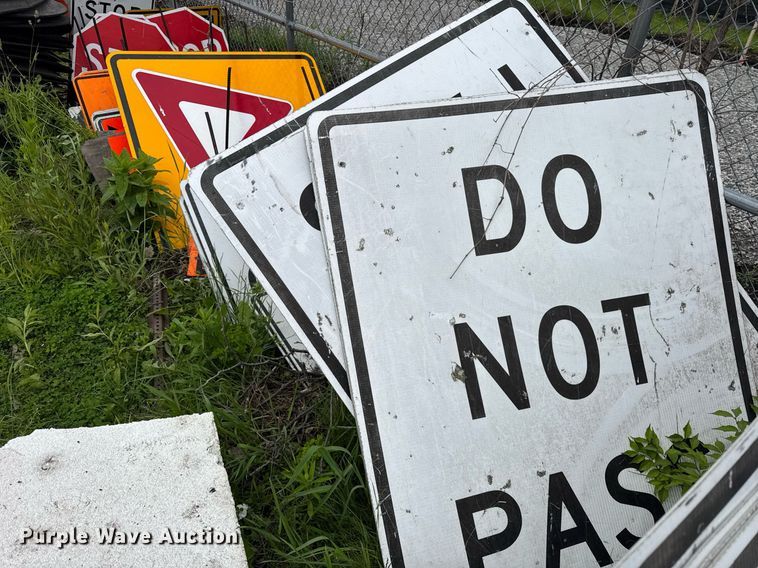 image for item EF2038 Road safety equipment