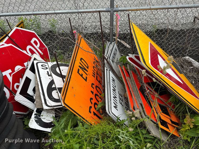 image for item EF2038 Road safety equipment