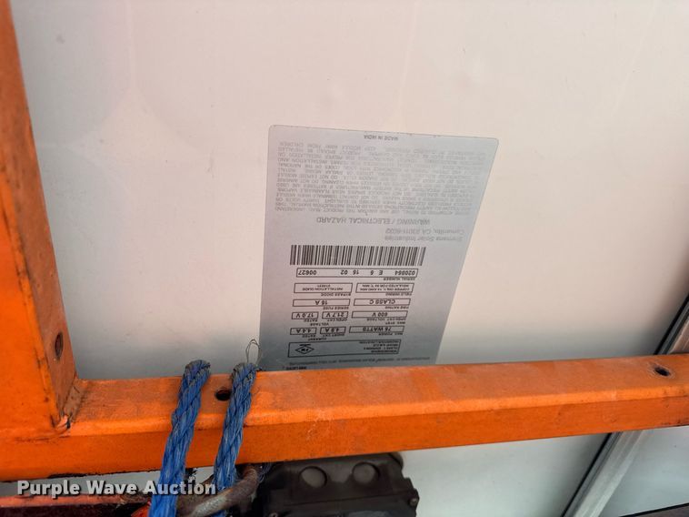 image for item EF2041 2001 Addco DH1000 arrow board trailer