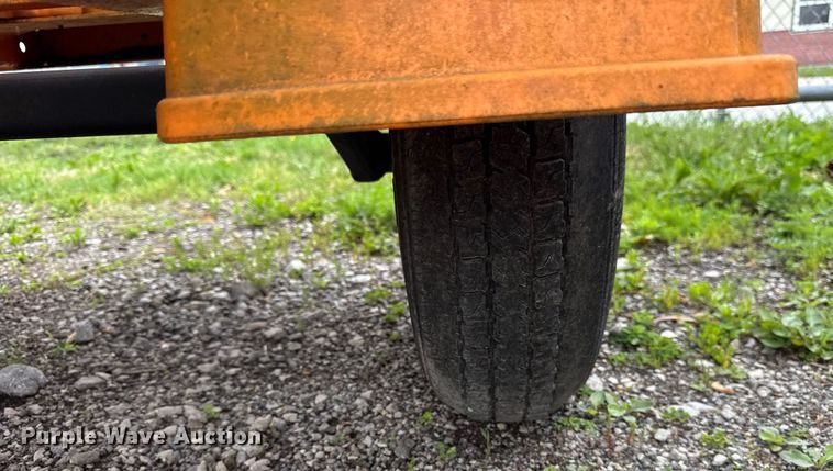 image for item EF2042 2014 Solar Tech Silent sentinel arrow board trailer