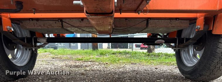 image for item EF2043 2015 Wanco WTSP arrow board trailer