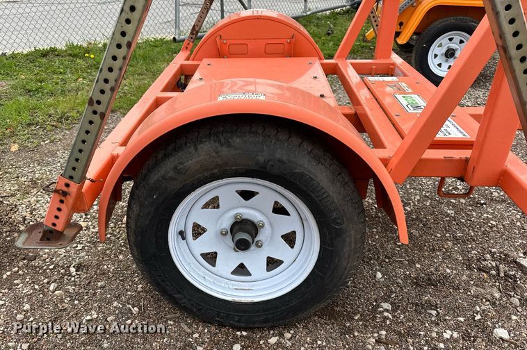 image for item EF2043 2015 Wanco WTSP arrow board trailer