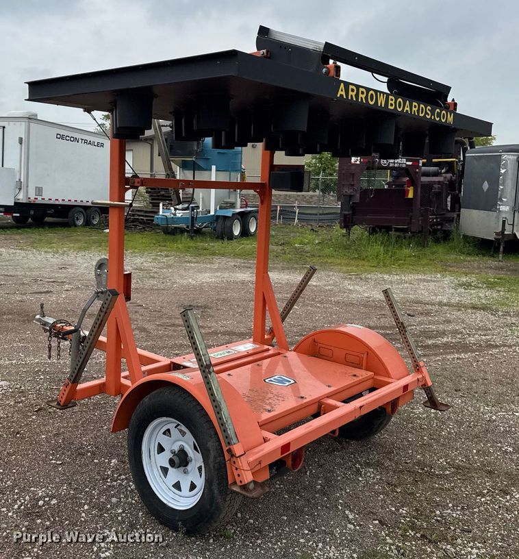 image for item EF2044 2015 Wanco WTSP arrow board trailer