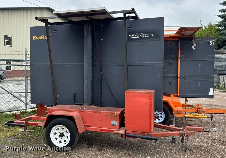 image for item EF2045 2010 National signal Sun ray 380 message board trailer