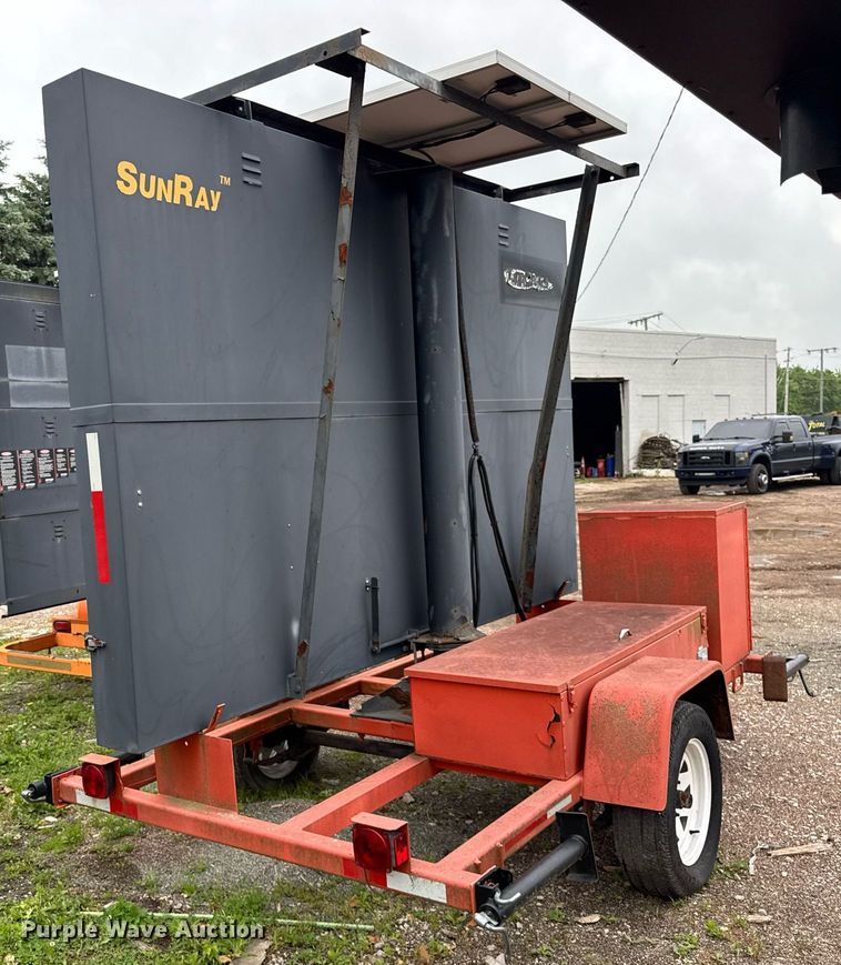 image for item EF2045 2010 National signal Sun ray 380 message board trailer
