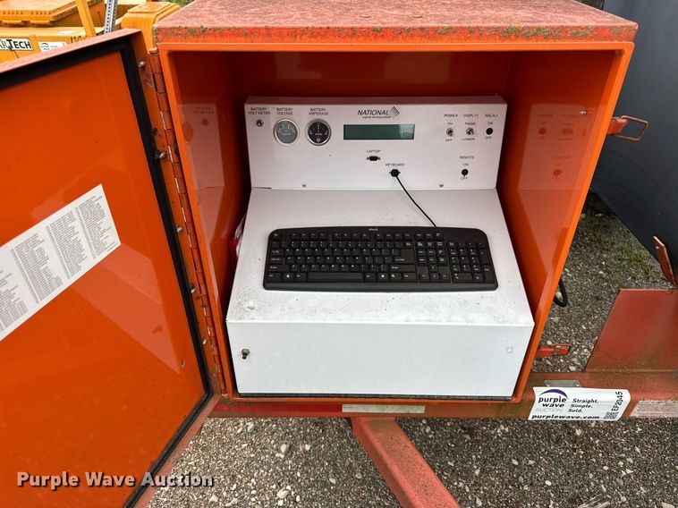 image for item EF2045 2010 National signal Sun ray 380 message board trailer