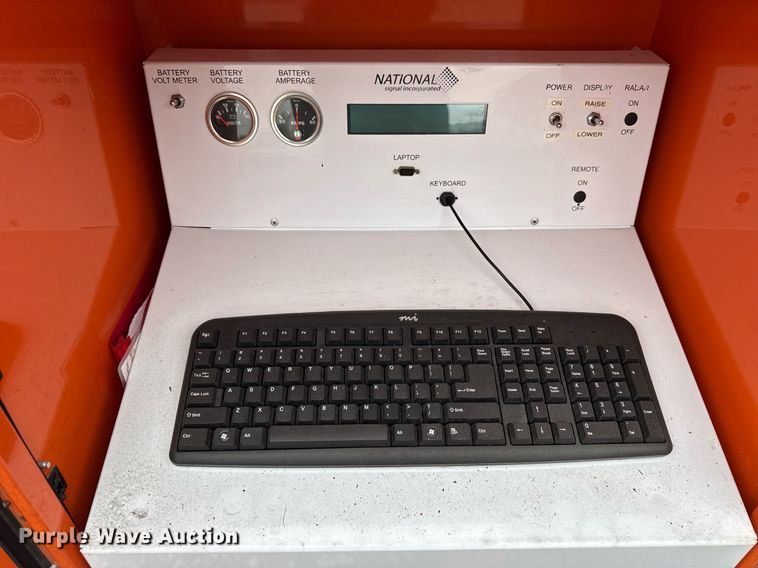 image for item EF2045 2010 National signal Sun ray 380 message board trailer