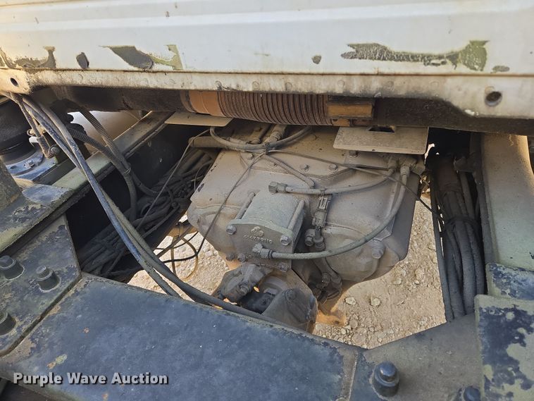 image for item EF2991 2004 Mack CV713 kill truck