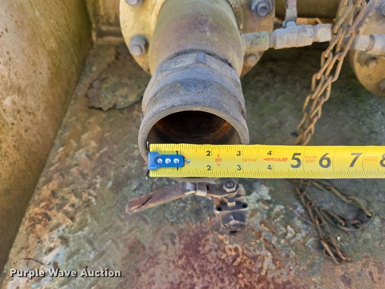 image for item EF2991 2004 Mack CV713 kill truck