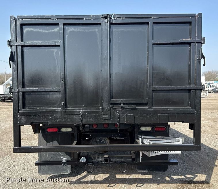 image for item EG2653 2000 Chevrolet C6500 dump truck