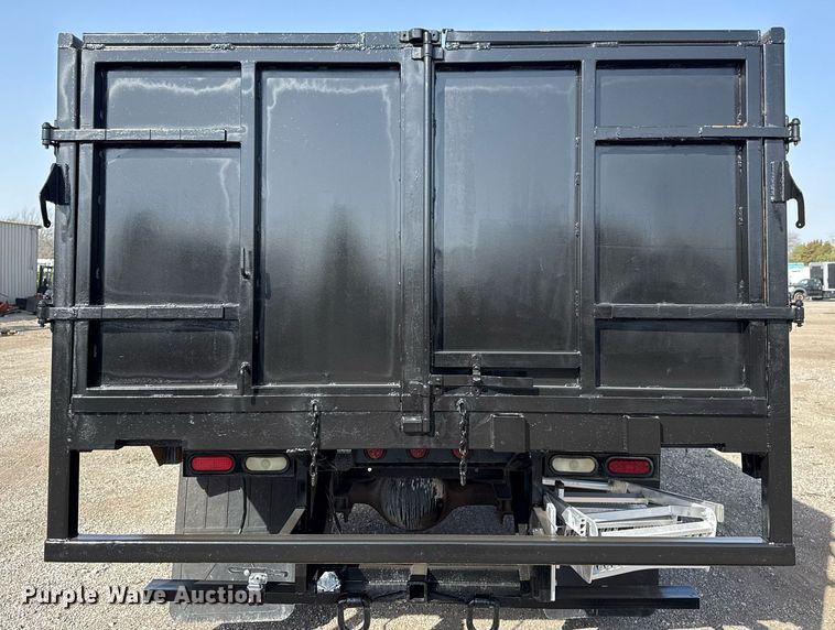 image for item EG2653 2000 Chevrolet C6500 dump truck