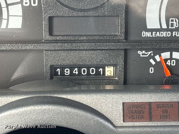 image for item EG2653 2000 Chevrolet C6500 dump truck