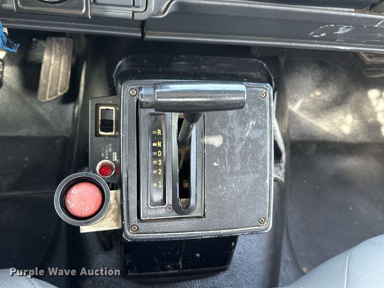 image for item EG2653 2000 Chevrolet C6500 dump truck