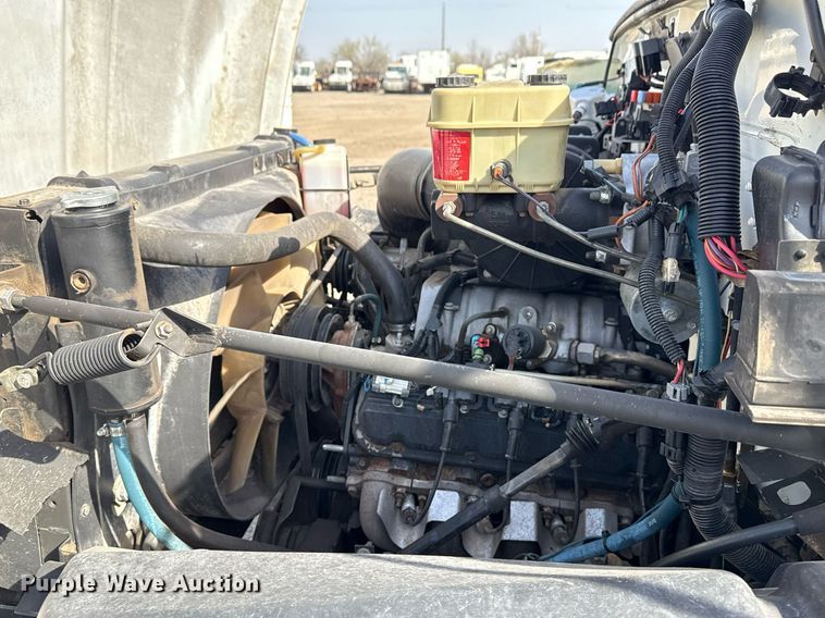 image for item EG2653 2000 Chevrolet C6500 dump truck