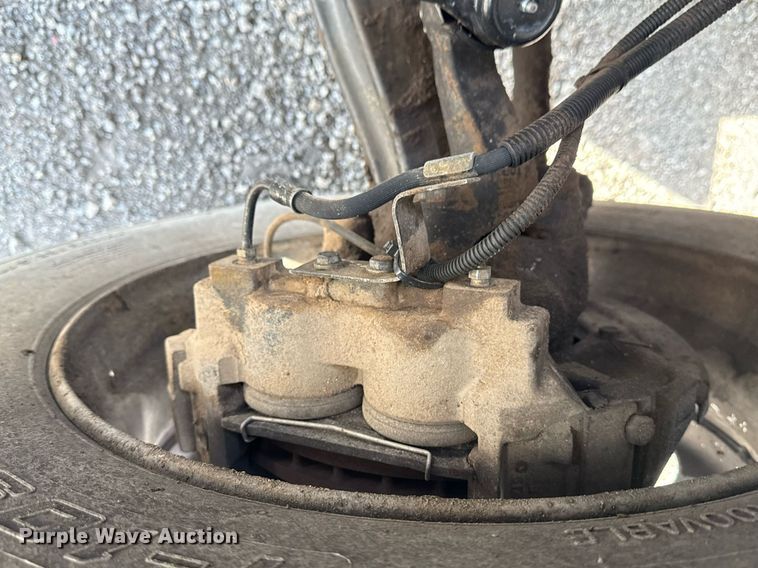 image for item EG2653 2000 Chevrolet C6500 dump truck