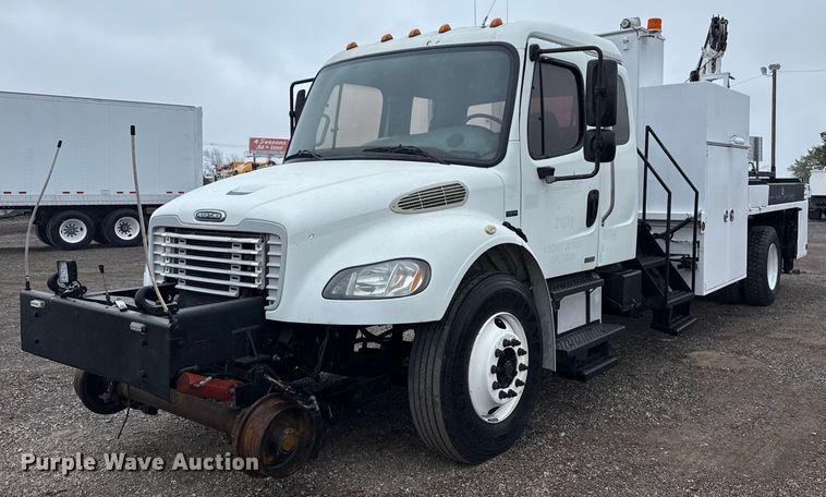 image for item EG5718 2007 Freightliner Business Class M2 utility / service truck