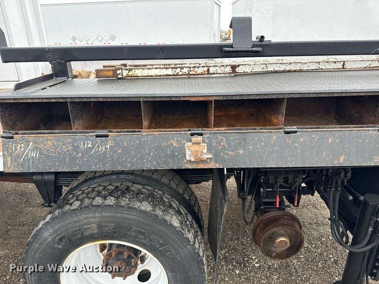 image for item EG5718 2007 Freightliner Business Class M2 utility / service truck