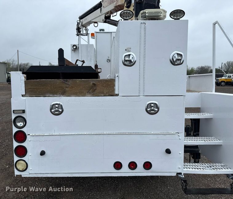 image for item EG5718 2007 Freightliner Business Class M2 utility / service truck