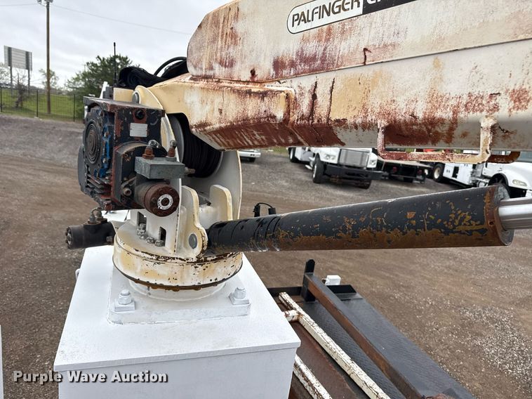 image for item EG5718 2007 Freightliner Business Class M2 utility / service truck