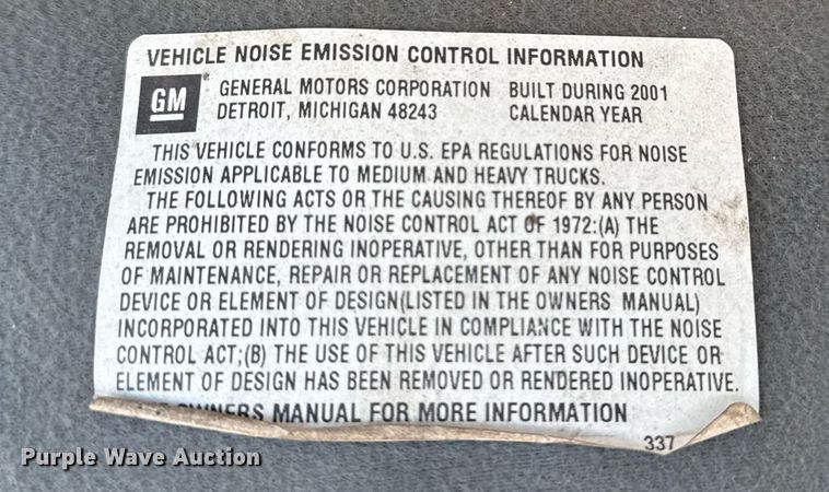 image for item EG5756 2002 Chevrolet C7500 bucket truck