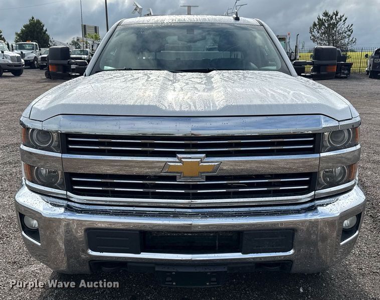 image for item EG5822 2016 Chevrolet Silverado 3500HD Crew Cab utility bed pickup truck