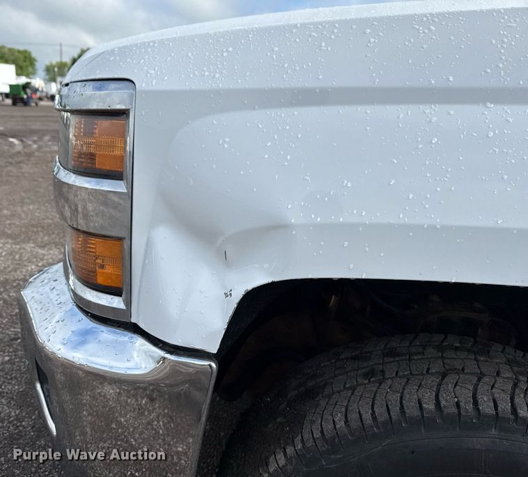 image for item EG5822 2016 Chevrolet Silverado 3500HD Crew Cab utility bed pickup truck