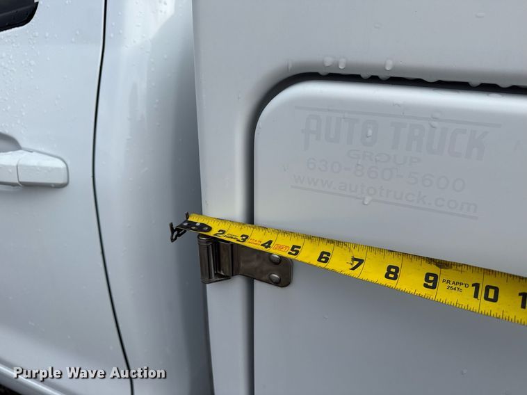 image for item EG5822 2016 Chevrolet Silverado 3500HD Crew Cab utility bed pickup truck