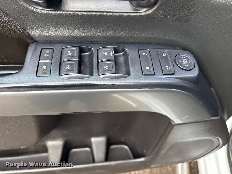 image for item EG5822 2016 Chevrolet Silverado 3500HD Crew Cab utility bed pickup truck