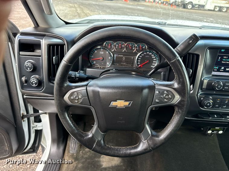 image for item EG5822 2016 Chevrolet Silverado 3500HD Crew Cab utility bed pickup truck