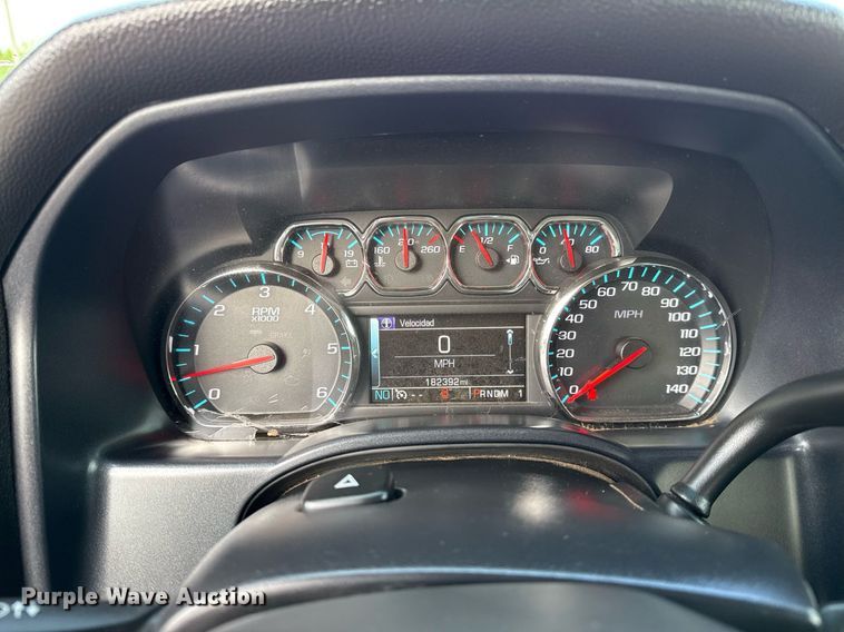 image for item EG5822 2016 Chevrolet Silverado 3500HD Crew Cab utility bed pickup truck