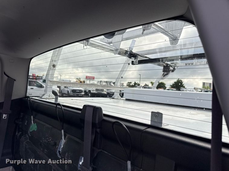 image for item EG5822 2016 Chevrolet Silverado 3500HD Crew Cab utility bed pickup truck