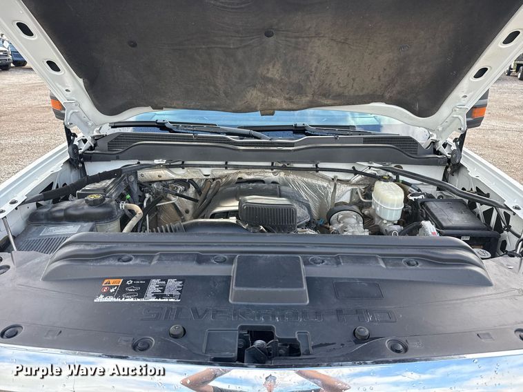 image for item EG5822 2016 Chevrolet Silverado 3500HD Crew Cab utility bed pickup truck