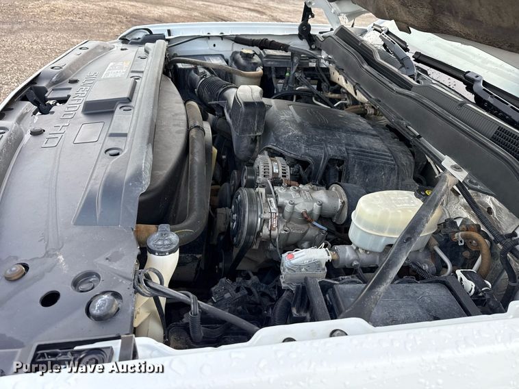 image for item EG5822 2016 Chevrolet Silverado 3500HD Crew Cab utility bed pickup truck