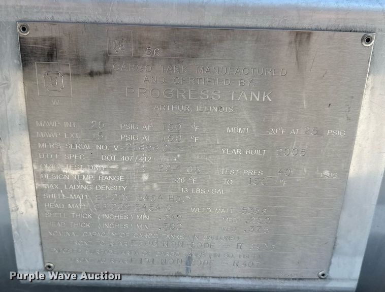 image for item EG5836 2006 Kenworth T800 vacuum truck