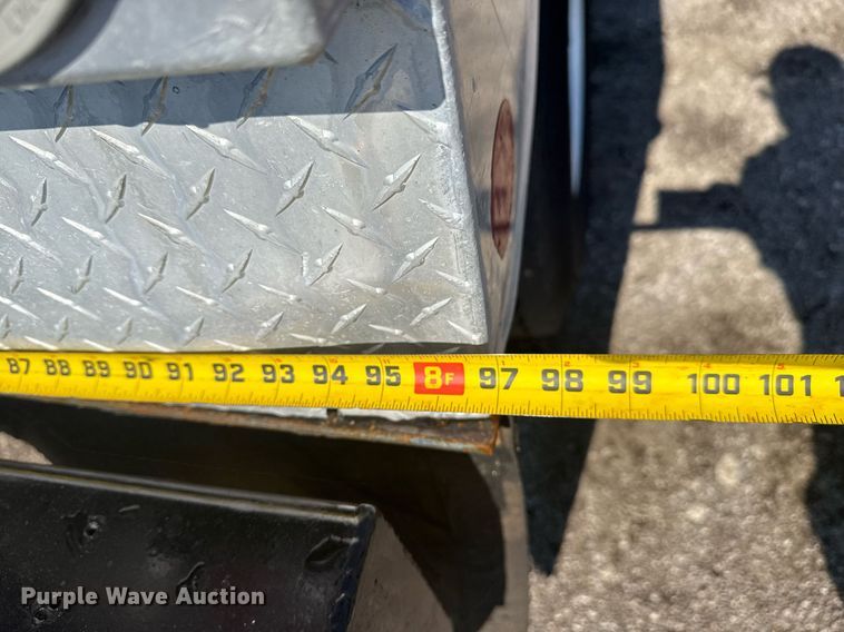 image for item EG5836 2006 Kenworth T800 vacuum truck