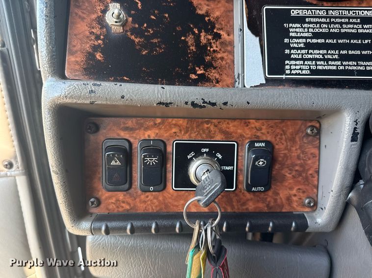 image for item EG5836 2006 Kenworth T800 vacuum truck