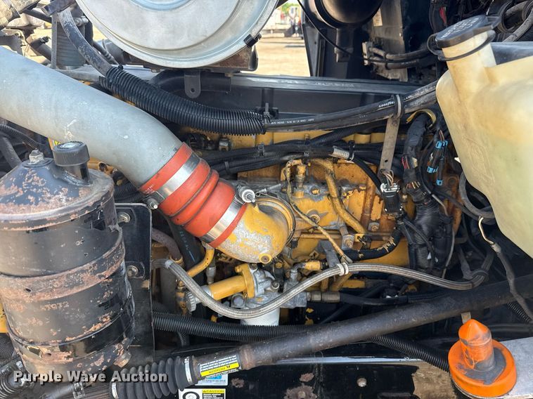 image for item EG5836 2006 Kenworth T800 vacuum truck