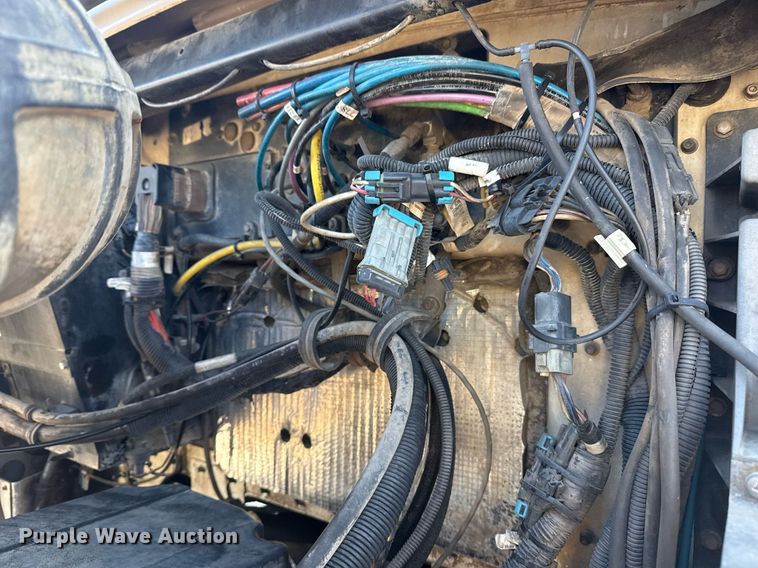 image for item EG5836 2006 Kenworth T800 vacuum truck