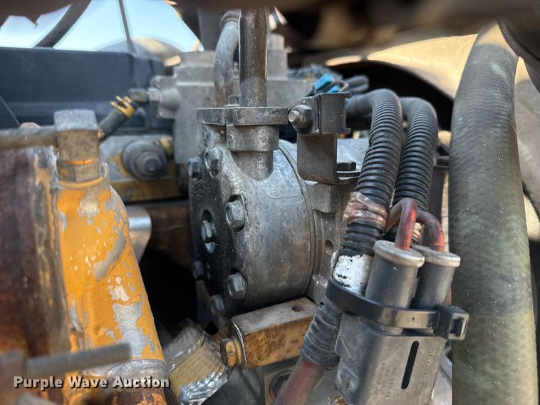 image for item EG5836 2006 Kenworth T800 vacuum truck