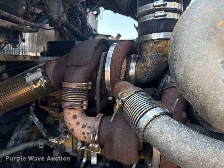 image for item EG5836 2006 Kenworth T800 vacuum truck