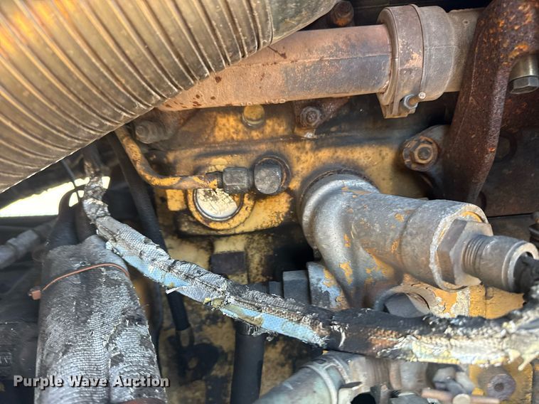 image for item EG5836 2006 Kenworth T800 vacuum truck