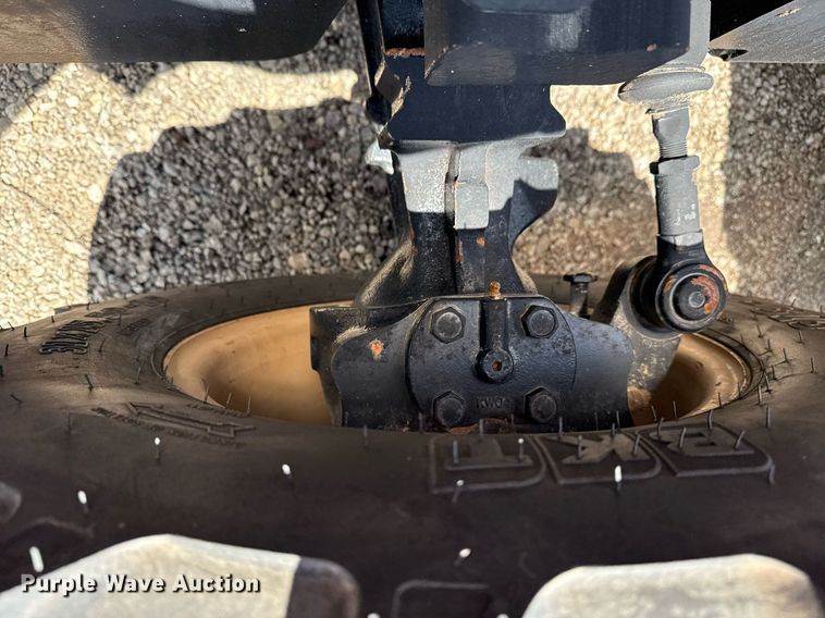 image for item EG5843 2007 Ditch Witch RT55 rock saw