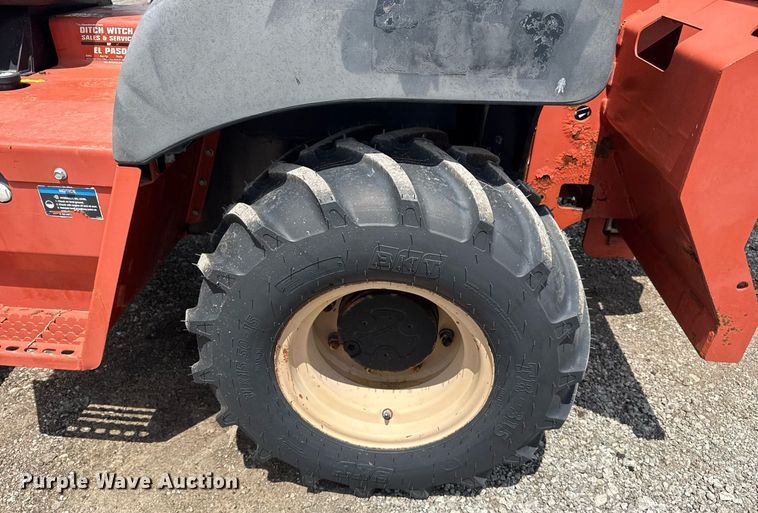 image for item EG5843 2007 Ditch Witch RT55 rock saw