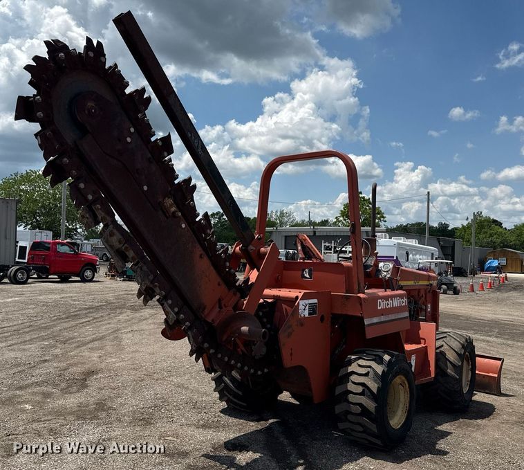 image for item EG5844 1991 Ditch Witch 5110 trencher